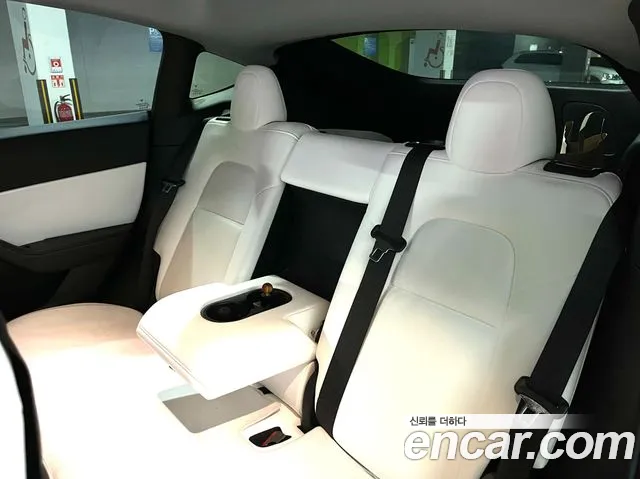 Tesla Model Y 2021 Белый из Кореи, фото 2