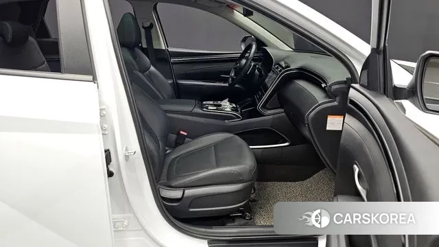 Hyundai Tucson Hybrid (NX4) 2021 Белый из Кореи, фото 2