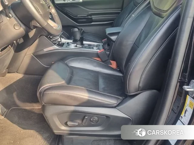 Ford Explorer 6th Generation 2022 Черный из Кореи, фото 2