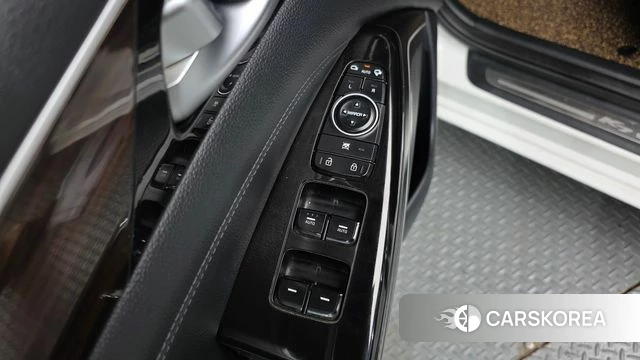 Kia Come New K7 2018 Белый из Кореи, фото 2