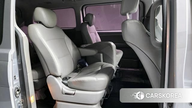 Hyundai The New Grand Starex 2018 Серебряный из Кореи, фото 2