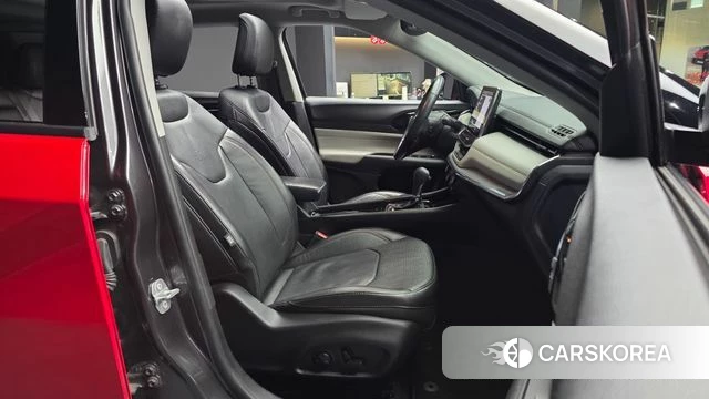 Jeep Compass 2nd Generation 2022 Красный из Кореи, фото 2