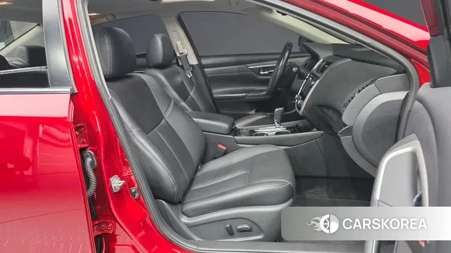 Nissan Altima 2018 Красный из Кореи, фото 2