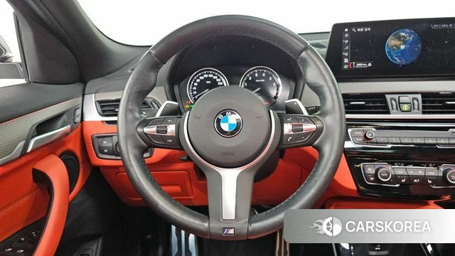 BMW X2 (F39) 2022 Белый из Кореи, фото 2