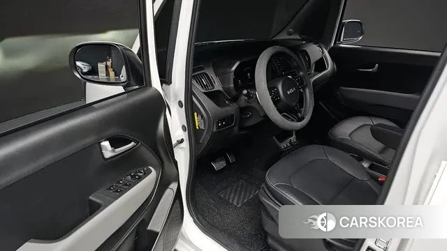 Kia The New Kia Ray EV 2023 Белый из Кореи, фото 2