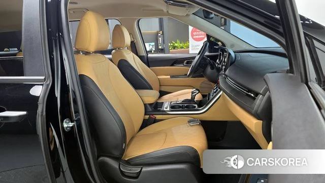 Kia Carnival 4th generation 2021 Черный из Кореи, фото 2