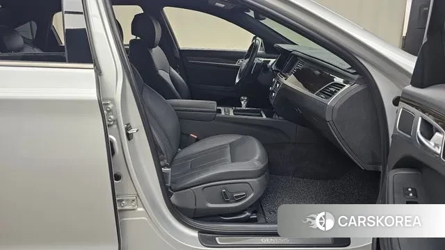 Genesis G80 2019 Серебряный из Кореи, фото 2