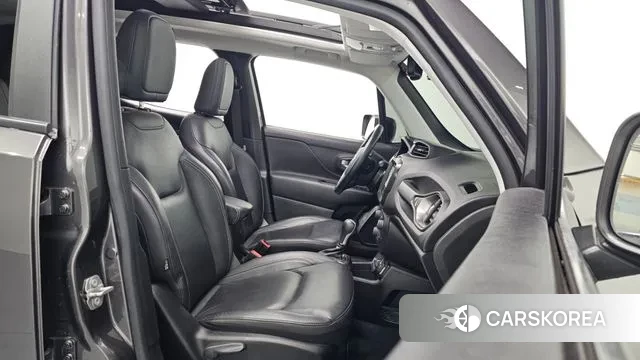 Jeep Renegade 2021 Серый из Кореи, фото 2