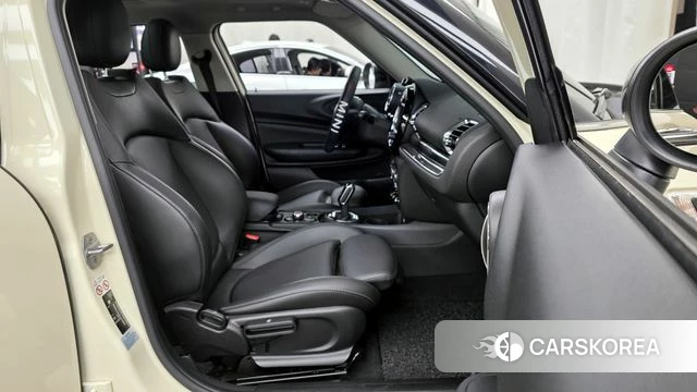 Mini Cooper Clubman 2019 Жемчужный цвет из Кореи, фото 2