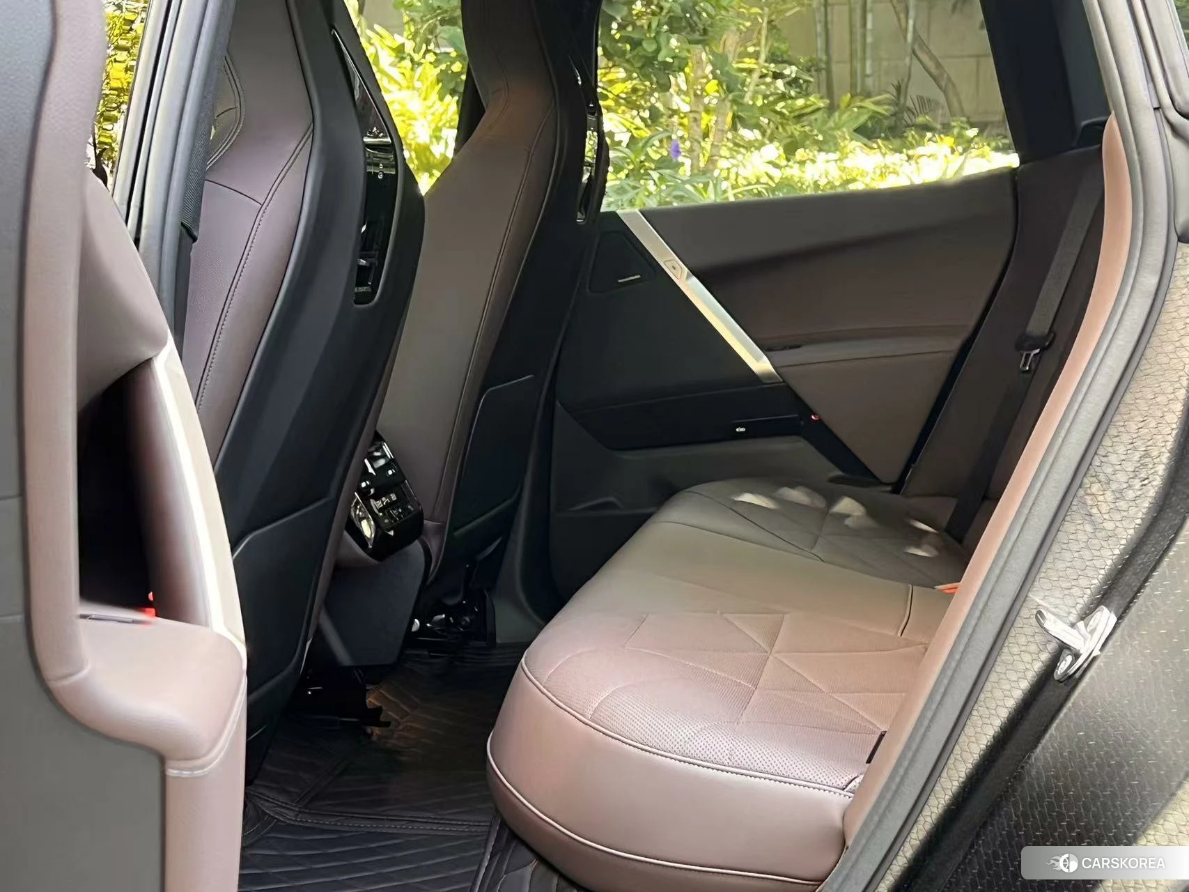 BMW iX 2023 Синий из Китая, фото 2