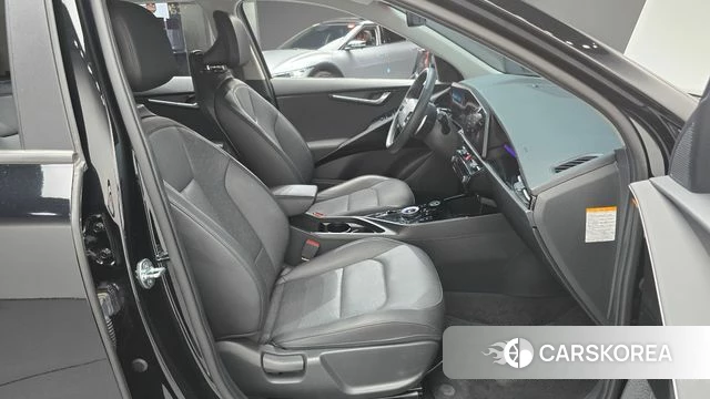 Kia Di All New Niro EV 2023 Черный из Кореи, фото 2