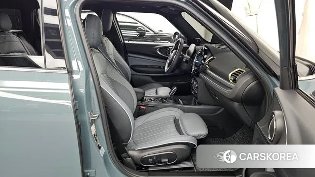 Mini Cooper Clubman 2023 Цвет галактики из Кореи, фото 2