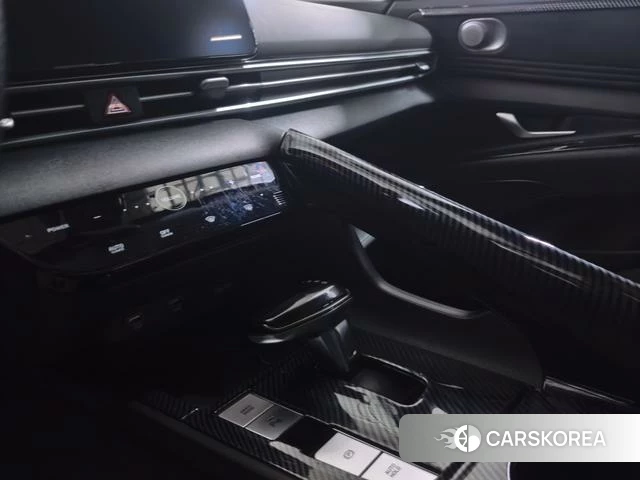 Hyundai Elantra 2022 Другой из Китая, фото 2