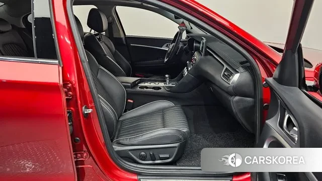 Genesis G70 2019 Красный из Кореи, фото 2