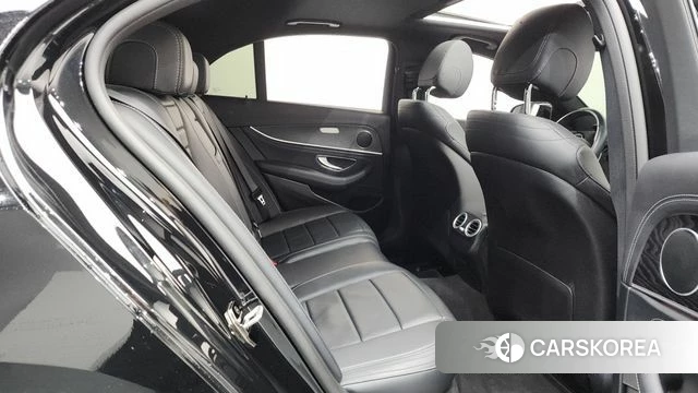Mercedes-Benz E-Class W213 2020 Черный из Кореи, фото 2