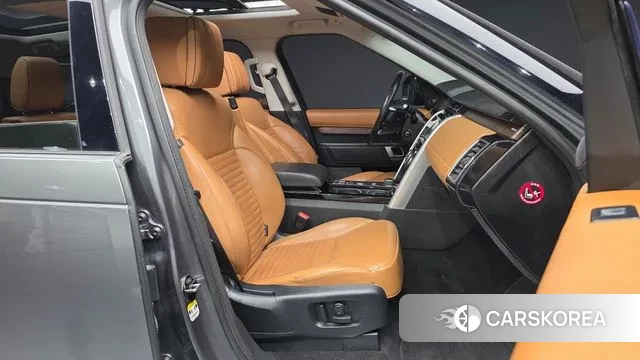 Land Rover Discovery 5 2019 Серый из Кореи, фото 2