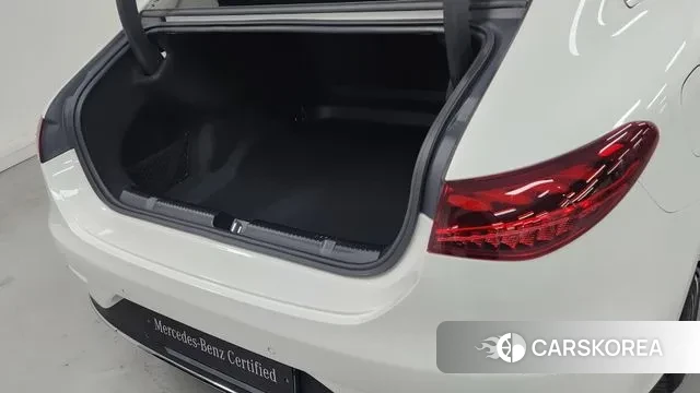 Mercedes-Benz EQE V295 2023 Белый из Кореи, фото 2