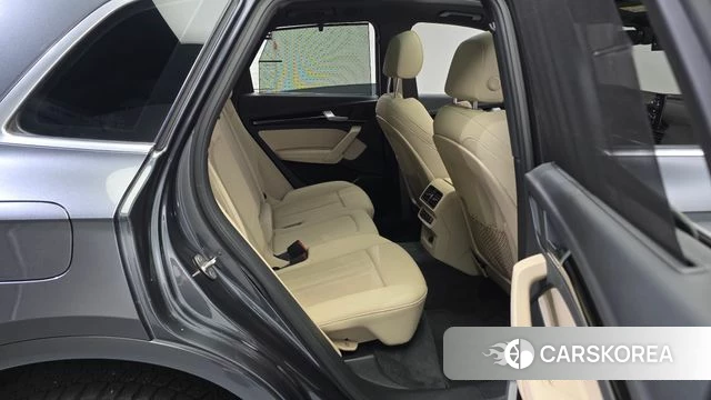 Audi Q5 (FY) 2022 Серый из Кореи, фото 2