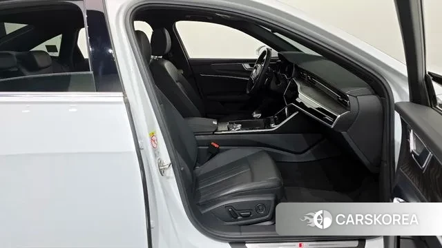 Audi A6 (C8) 2022 Белый из Кореи, фото 2