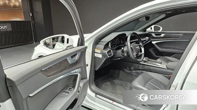 Audi A6 (C8) 2022 Белый из Кореи, фото 2