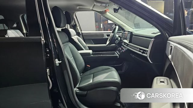Hyundai Santa Fe (MX5) 2024 Черный из Кореи, фото 2