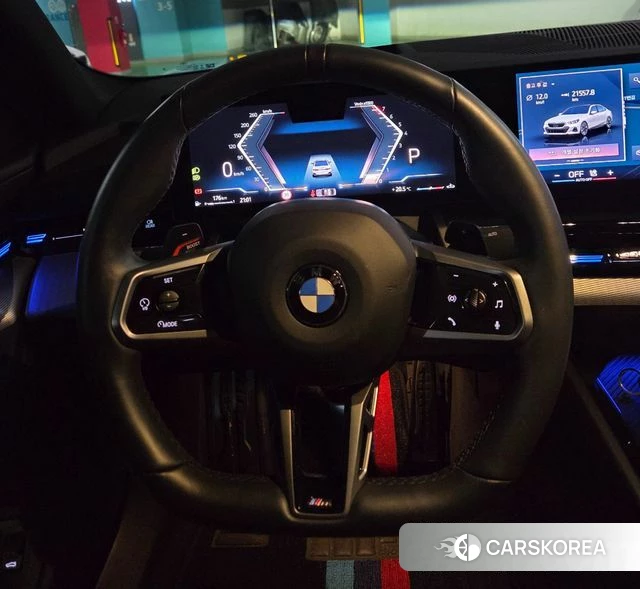 BMW 5 Series (G60) 2024 Белый из Кореи, фото 2