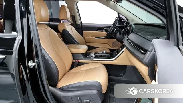Kia Carnival 4th generation 2021 Черный из Кореи, фото 2