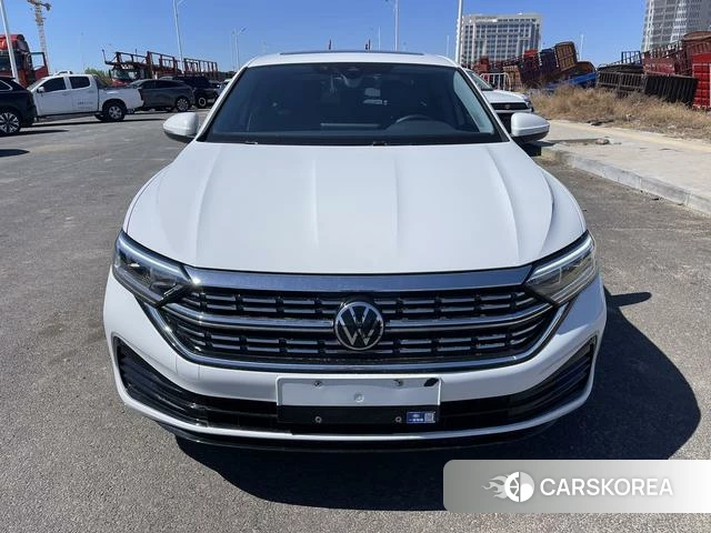 Volkswagen Sagitar 2022 Белый из Китая, фото 2