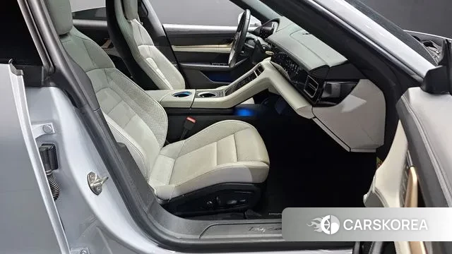 Porsche Taycan 2022 Белый из Кореи, фото 2