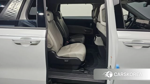 Kia Carnival 4th generation 2022 Белый из Кореи, фото 2