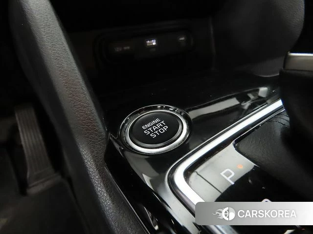 Kia Sportage 5th Generation 2022 Черный из Кореи, фото 2