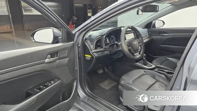 Hyundai Avante AD 2018 Серый из Кореи, фото 2