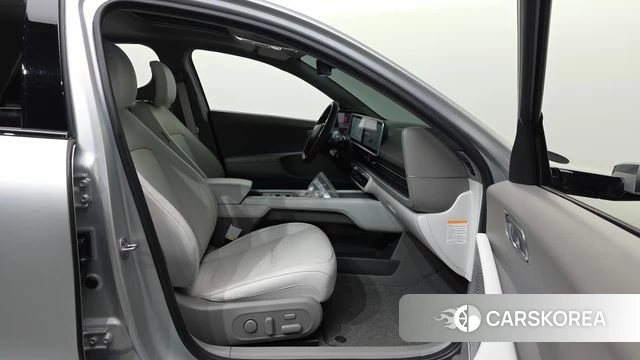 Hyundai Ionic 6 2023 Песочный из Кореи, фото 2