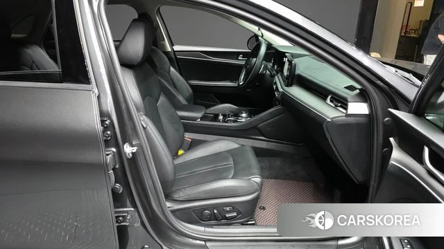 Kia K5 3rd generation 2023 Серый из Кореи, фото 2