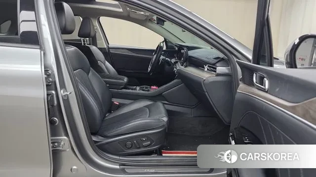 Kia K5 3rd generation 2021 Серебряный из Кореи, фото 2