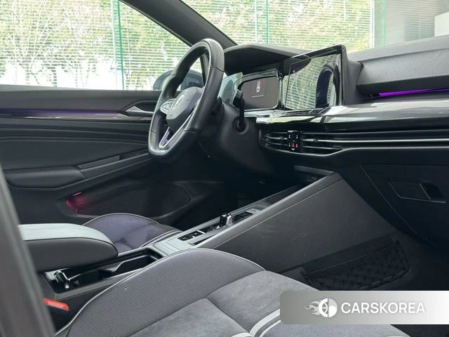 Volkswagen Golf 2021 Белый из Китая, фото 2