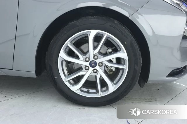 Ford Mondeo 2024 Темно-серый из Китая, фото 2