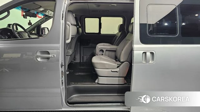 Hyundai The New Grand Starex 2020 Серебряный из Кореи, фото 2