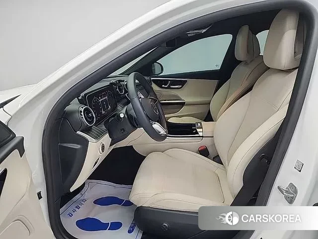 Mercedes-Benz C-Class W206 2024 Белый из Кореи, фото 2