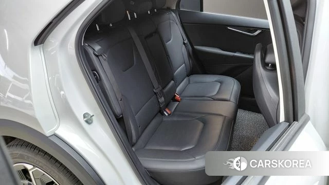Kia Di Ol Nu Niro 2023 Белый из Кореи, фото 2