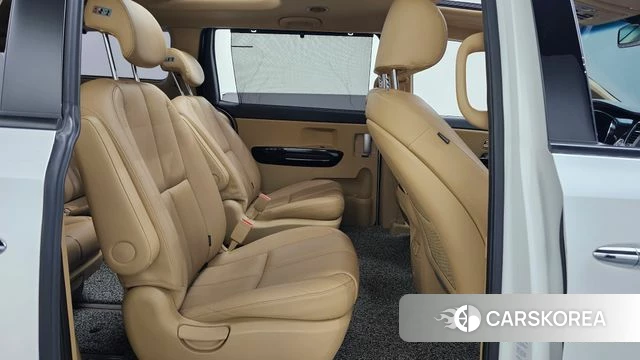 Kia The New Carnival 2018 Белый из Кореи, фото 2