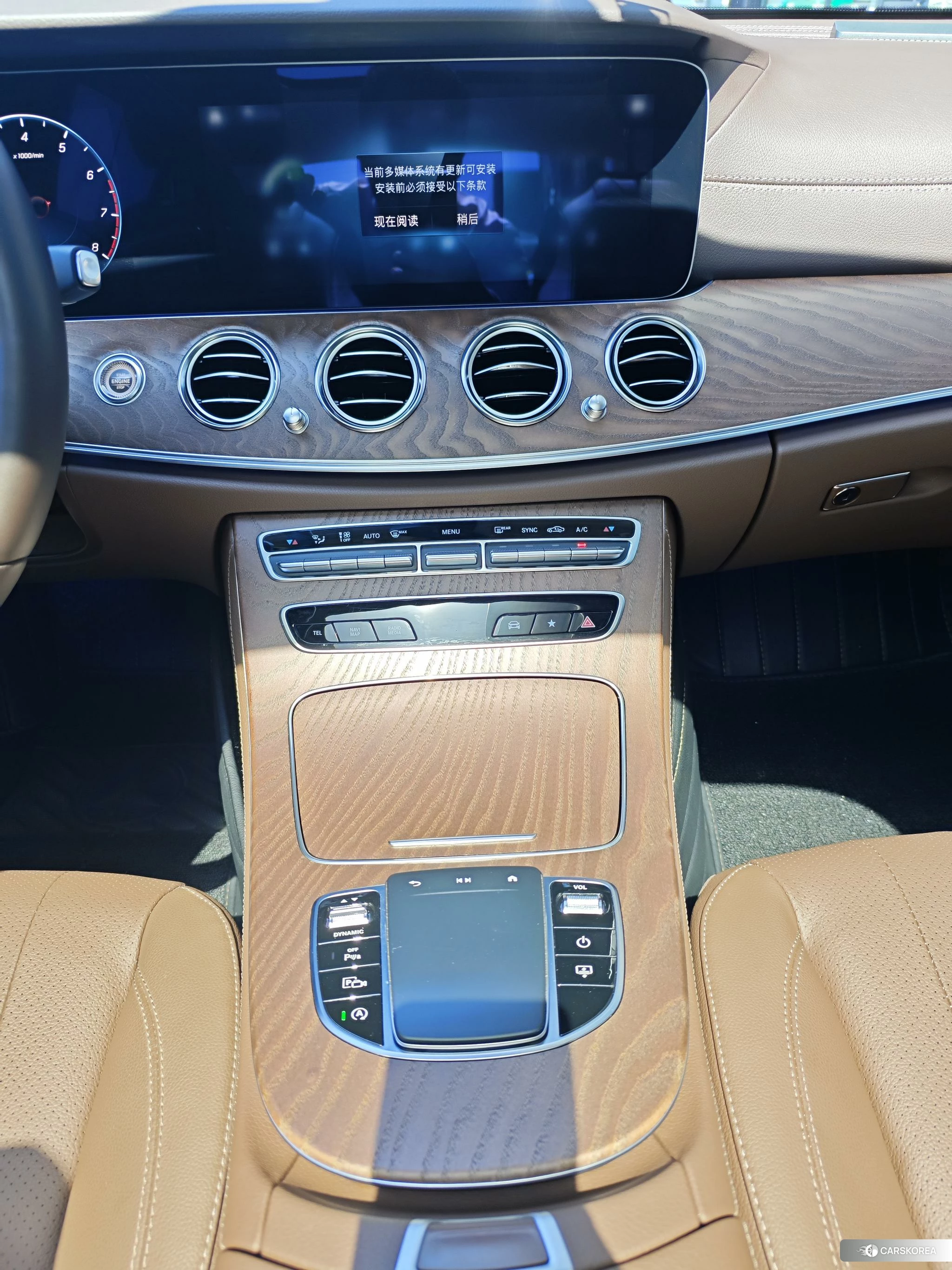 Mercedes-Benz E-class 2022 Черный из Китая, фото 2