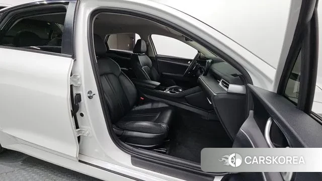 Kia K5 3rd generation 2021 Белый из Кореи, фото 2