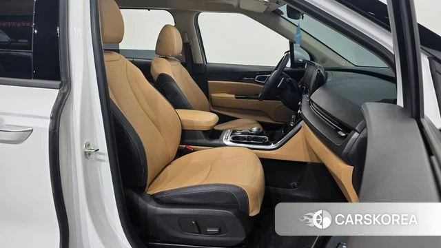 Kia Carnival 4th generation 2022 Белый из Кореи, фото 2