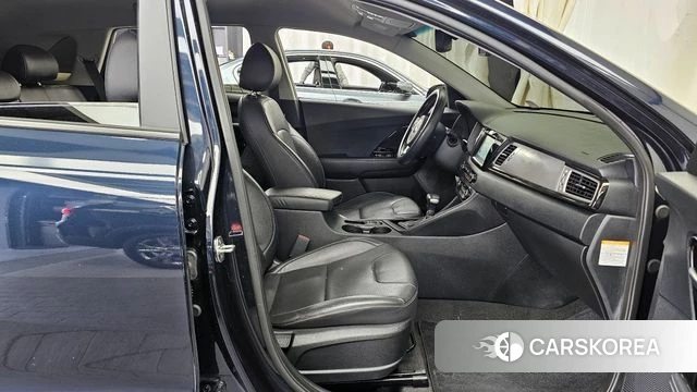 Kia Niro 2018 Синий из Кореи, фото 2