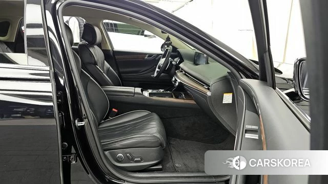 Genesis Electrified G80 (RG3) 2023 Черный из Кореи, фото 2