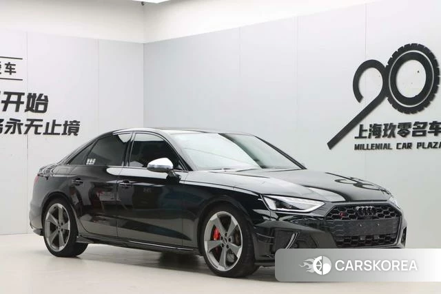 Audi S4 2023 Черный из Китая, фото 2