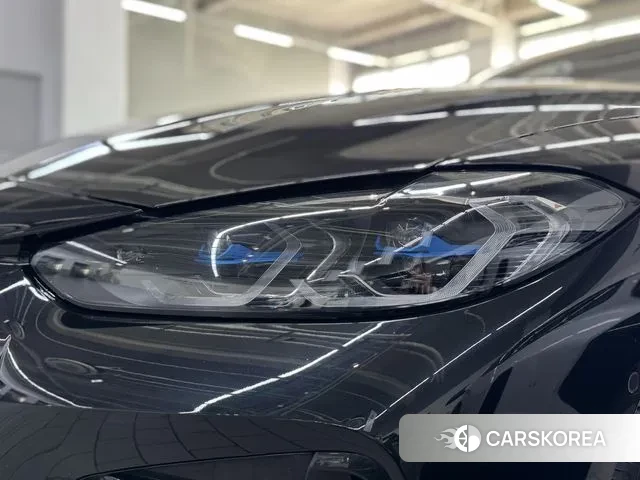 BMW 4 Series (G22) 2022 Черный из Кореи, фото 2