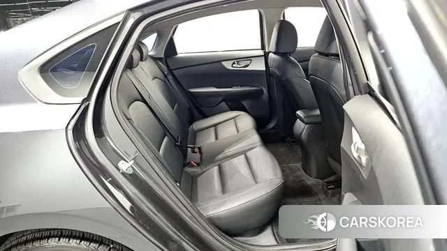 Kia The New K3 2nd generation 2021 Серый из Кореи, фото 2