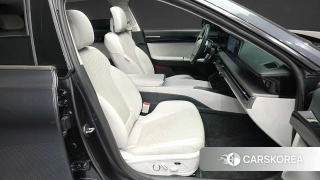 Hyundai Grandeur (GN7) 2023 Серый из Кореи, фото 2